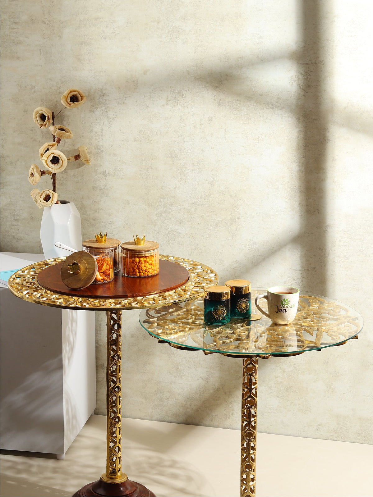 Timber's aurum Table Regnum M.M.I. OVERSEAS