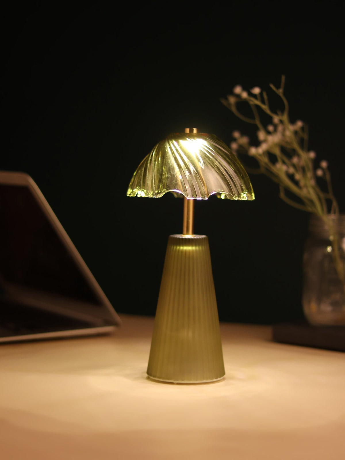 Calista Crystelle Glass Lamp Ouch Cart