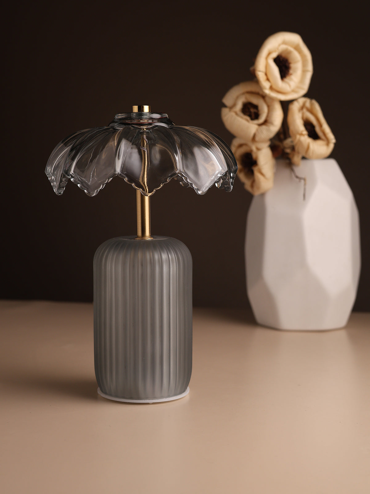 Novelle Crystelle Glass Lamp