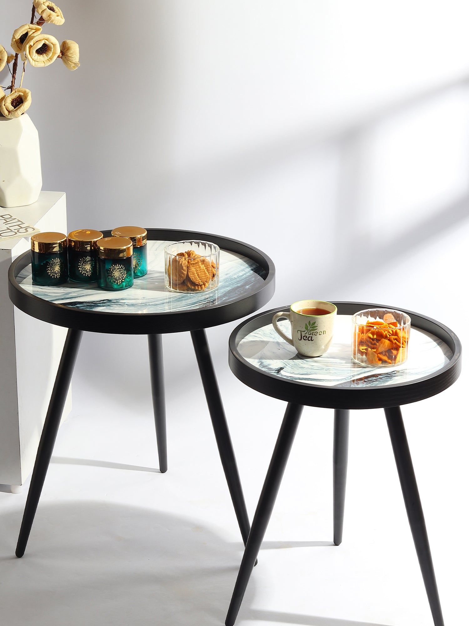 Oceara Table Set of 2