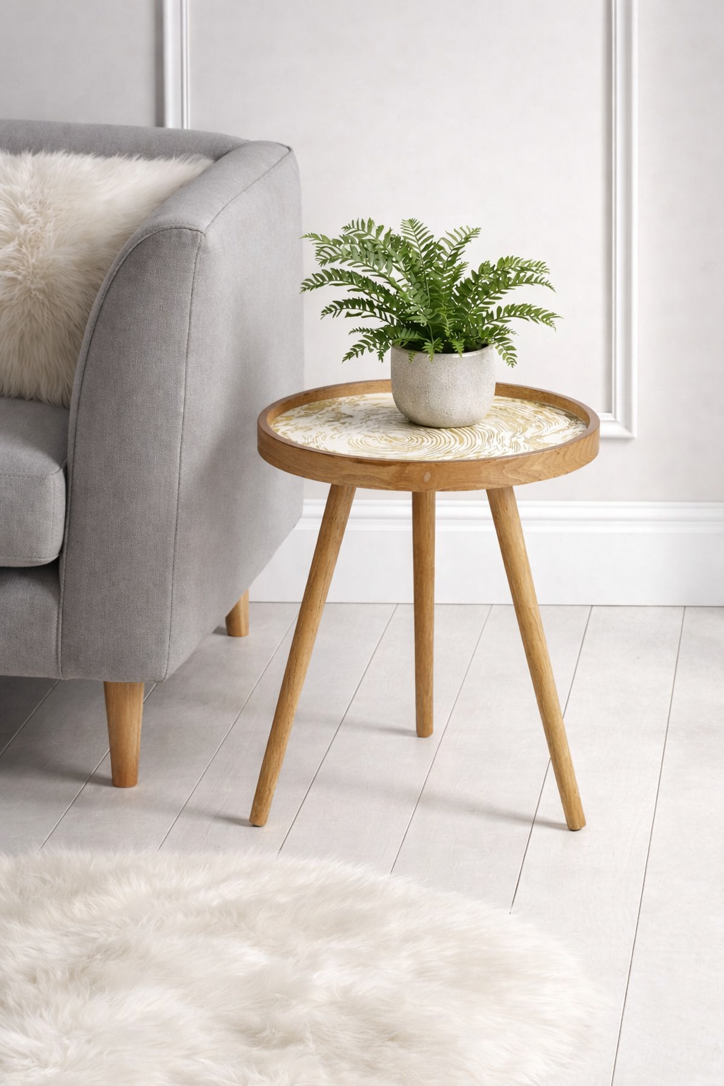 Oakveil Brown Table Medium