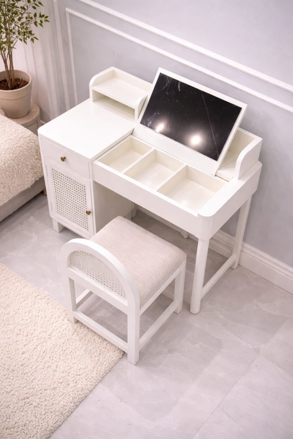 Bayview Makeup Vanity Table with Stool – Elegant Bedroom Dressing Desk