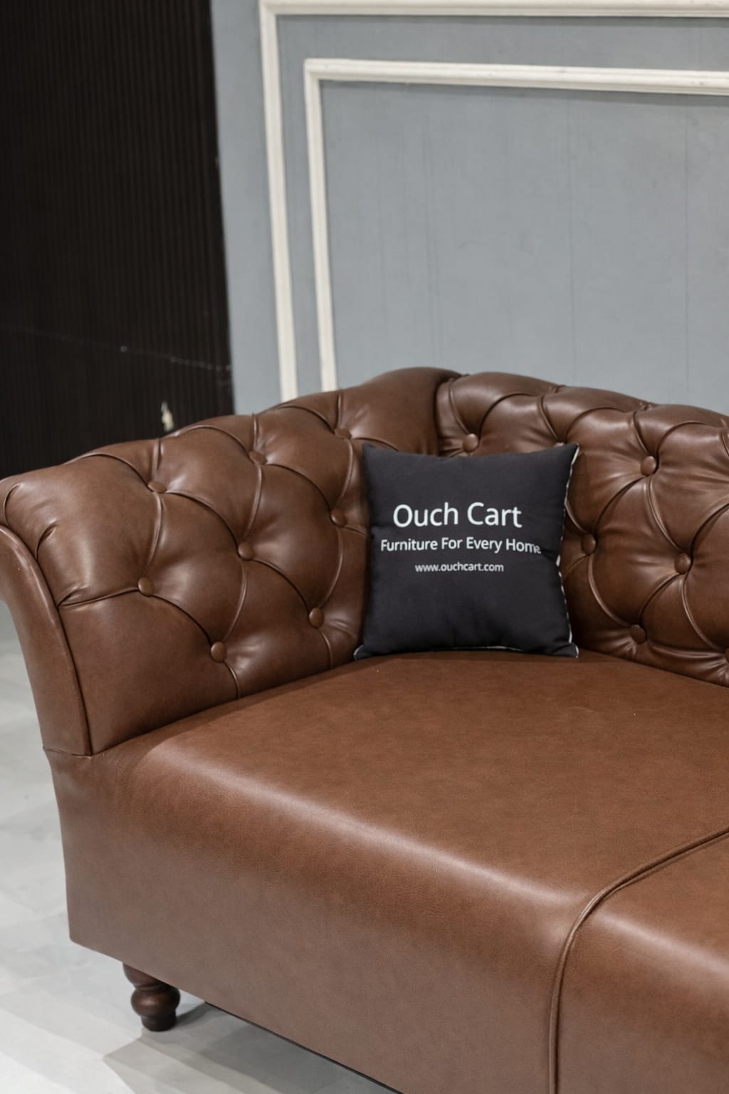 Rolled Arm Back Tufted Chesterfield Sofa