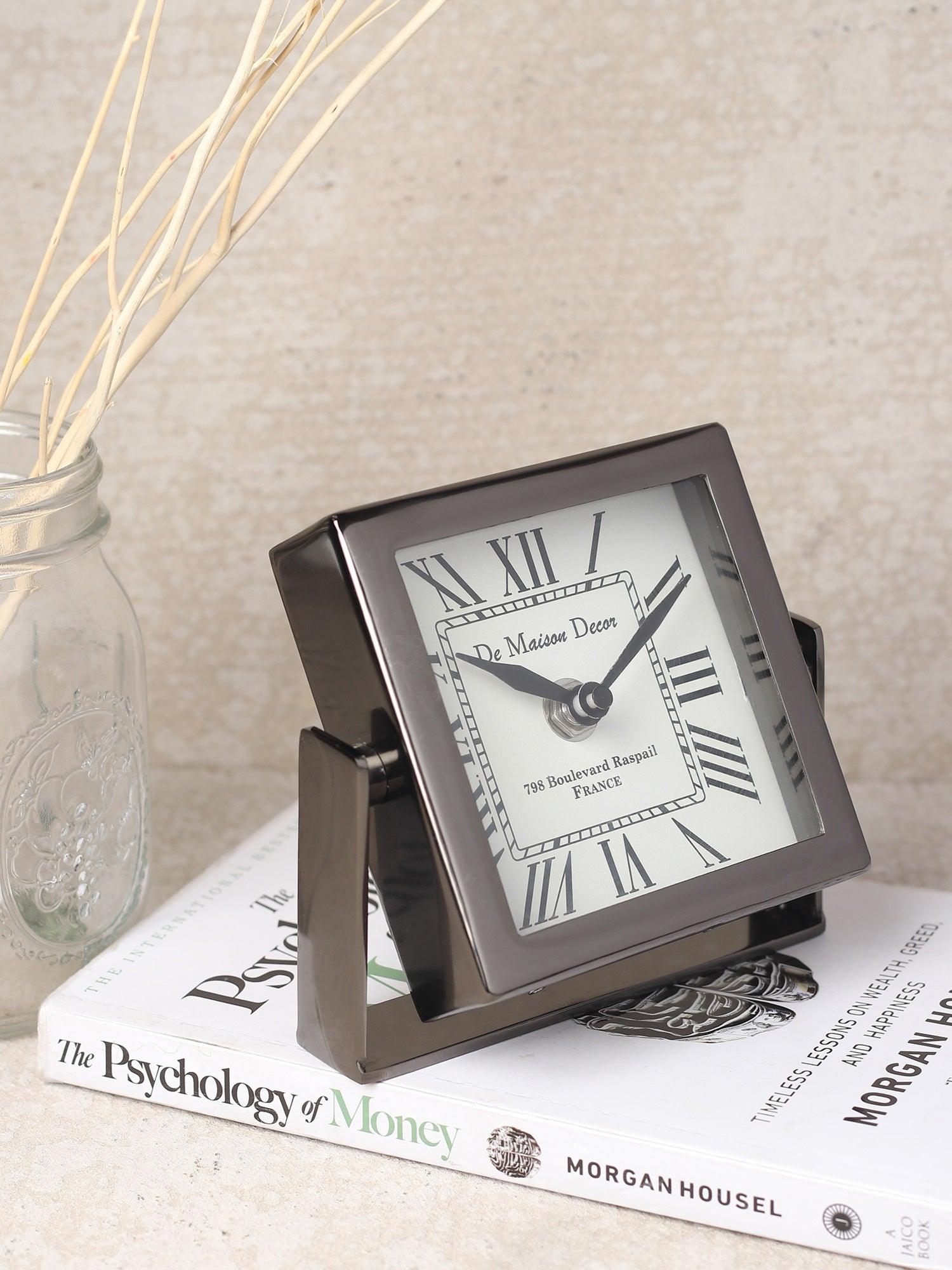 Time's Canvas - The Table Clock ( Medium ) In Silver - Ouch Cart