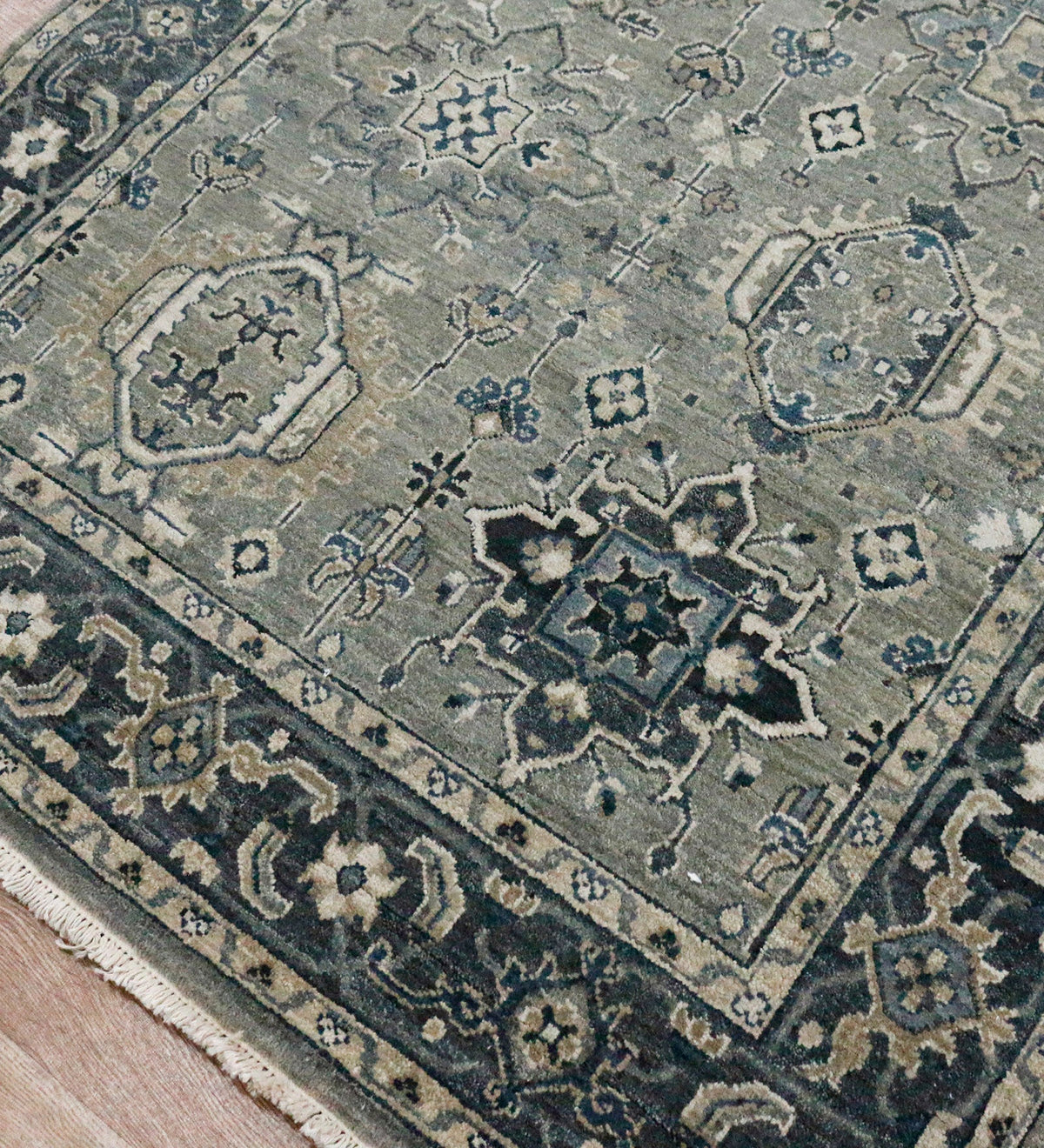 Heritage Traditional Pattern Hand Knotted Rectangle Anti-Skid Designer Carpet, Prayer Rug For Office Cabins, Small Living Spaces - 4'X6' Saraswati Global