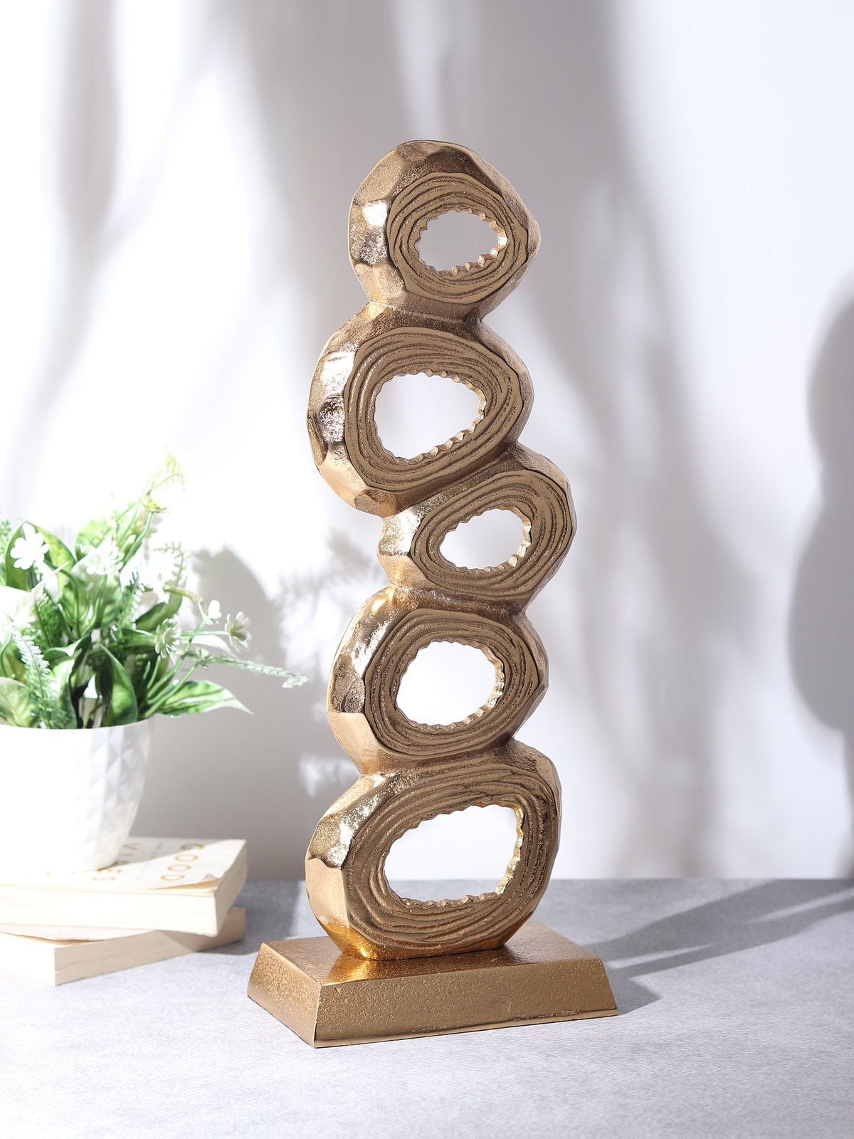 Opulent Overture Display Gold M.M.I. OVERSEAS