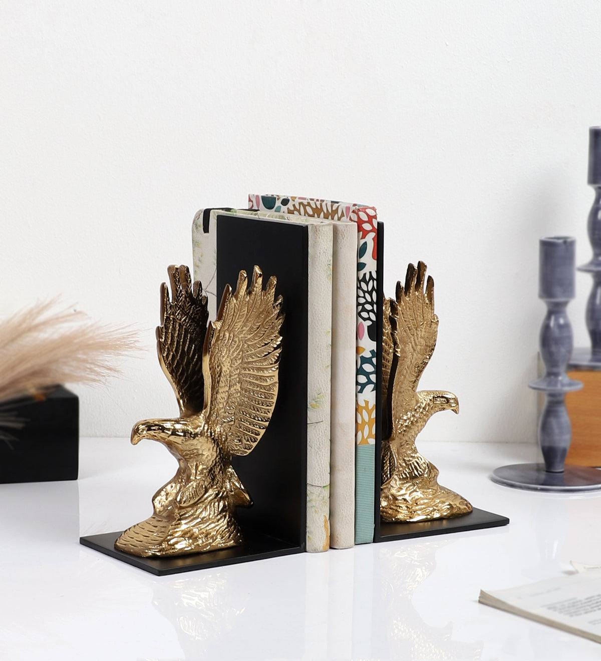 The Helion Pair Bookend M.M.I. OVERSEAS