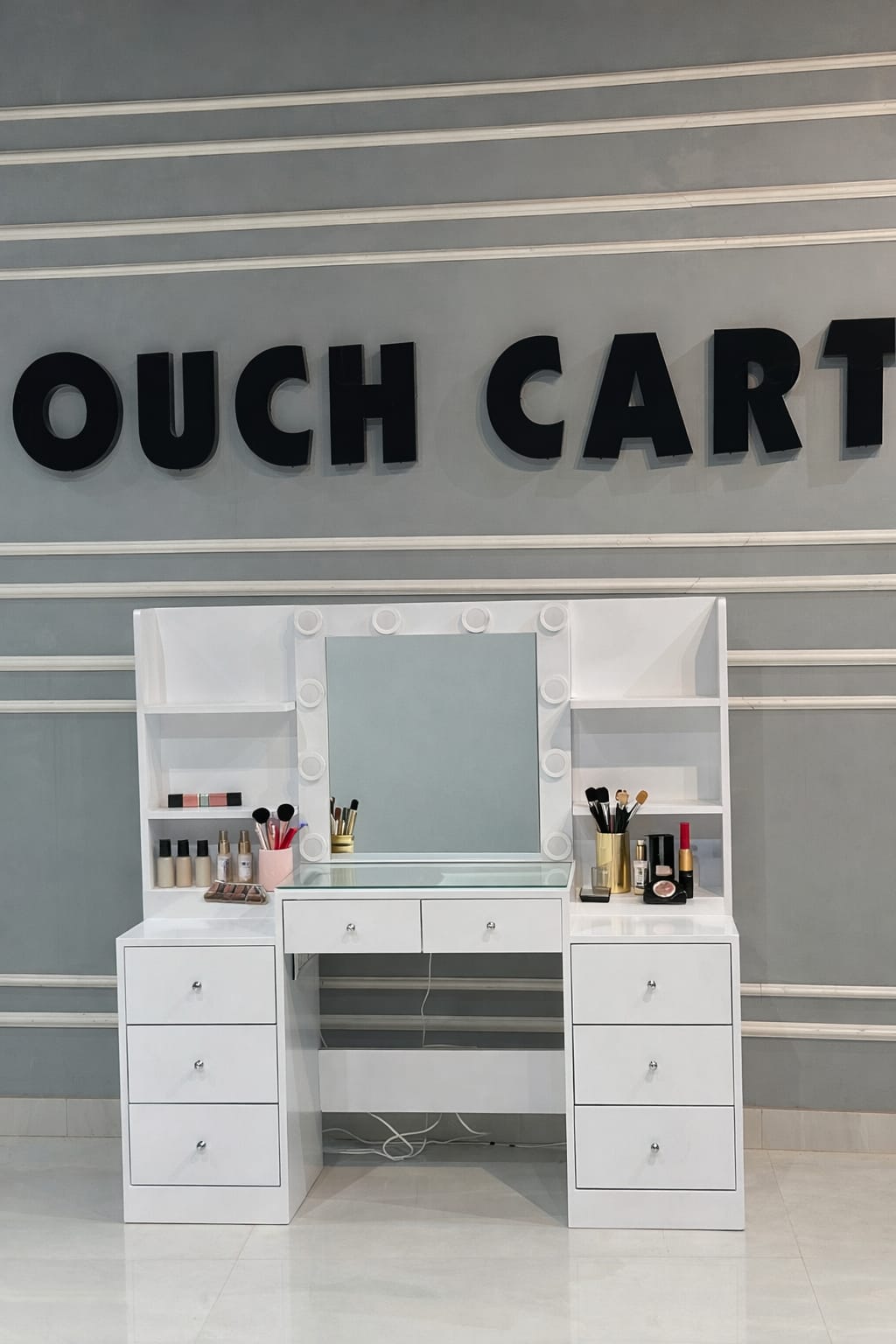 Luxury White Makeup Vanity Table with LED Mirror & Storage Drawers | Professional Dressing Unit