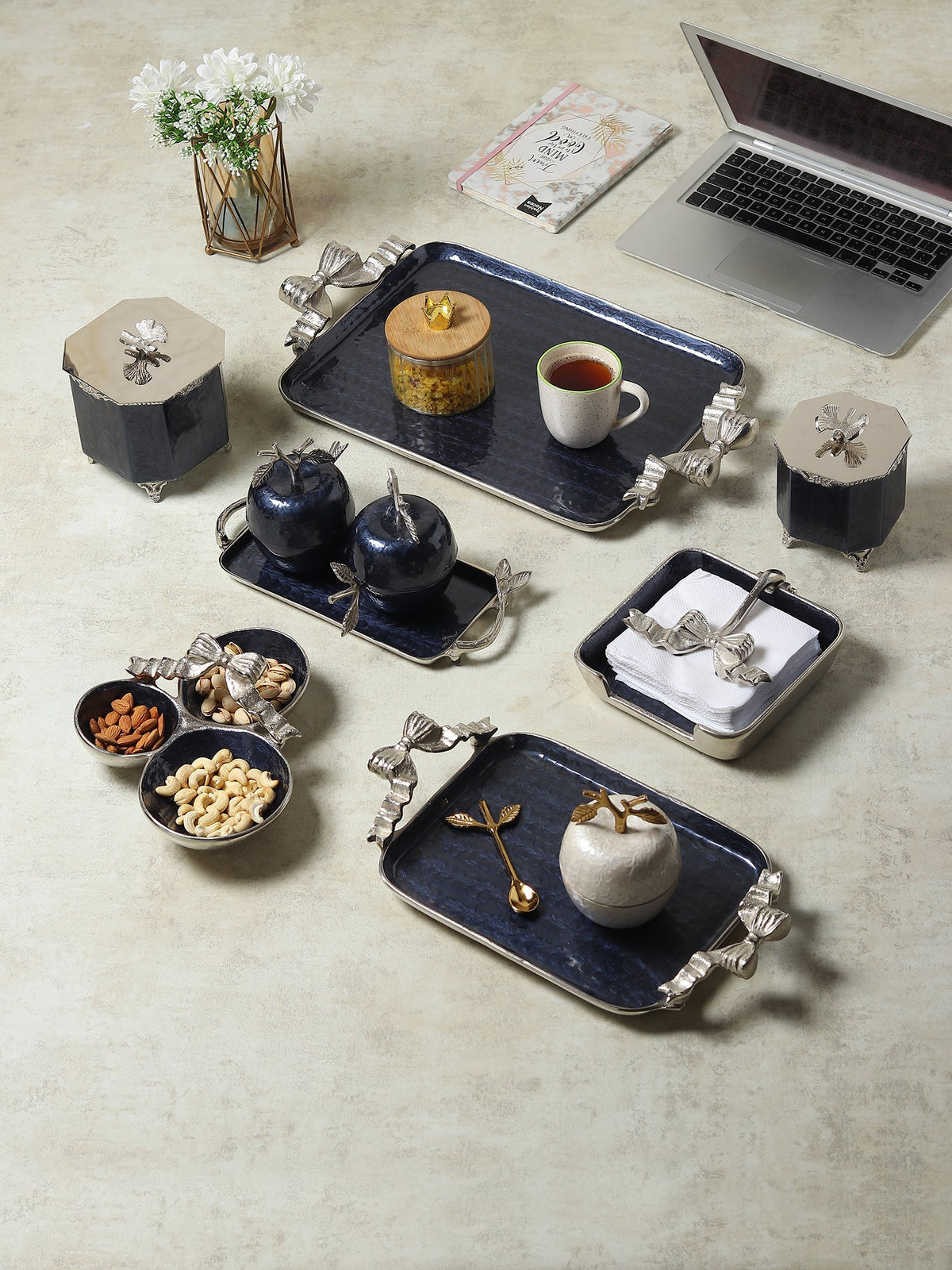 Dravelion Blue Pearl Tissue holder M.M.I. OVERSEAS