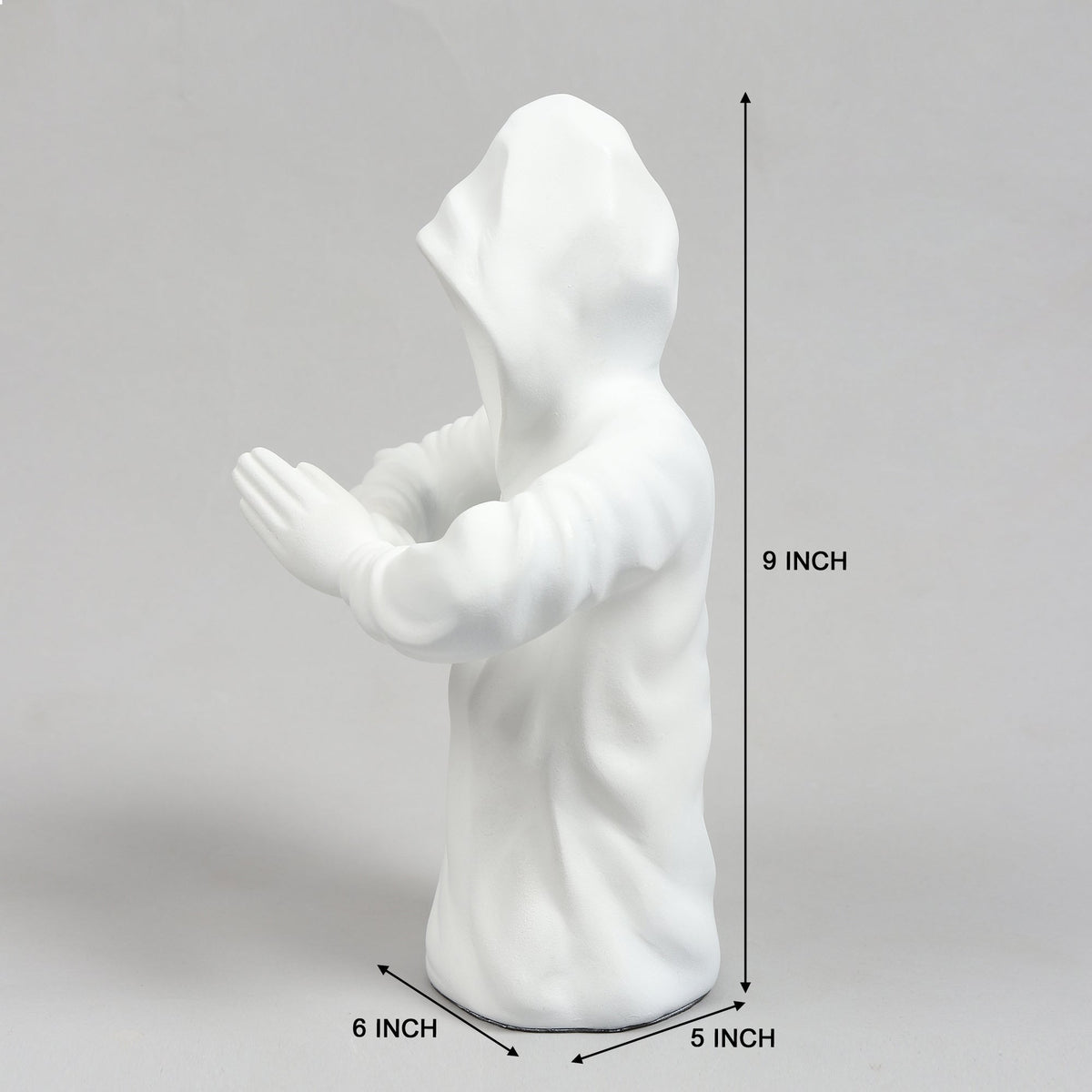 Hooded Warrior in White M.M.I. OVERSEAS