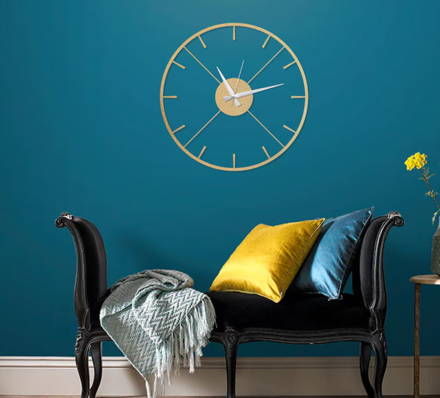 lines and strips  gold wallclock