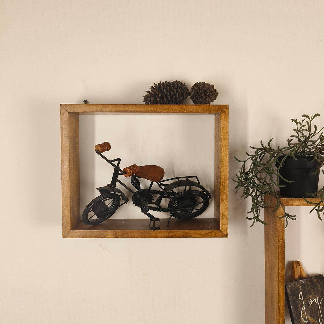 ARTHUR III Rectangular Shaped Set of 3 Wooden Wall Shelves