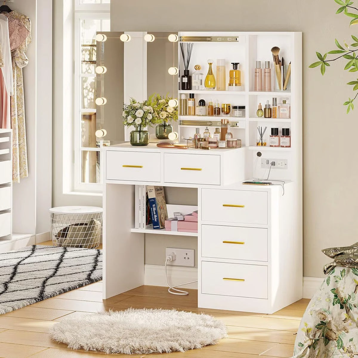 Luxury Ashwani Makeup Vanity Desk with Storage Drawers-  OUCH CART | Dressing table