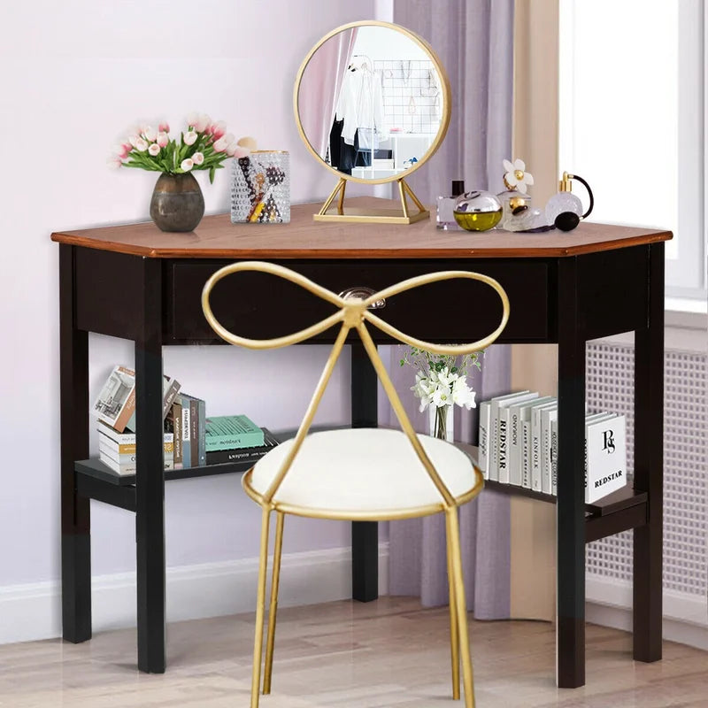 Efficient Corner: The Perfect Computer Desk"