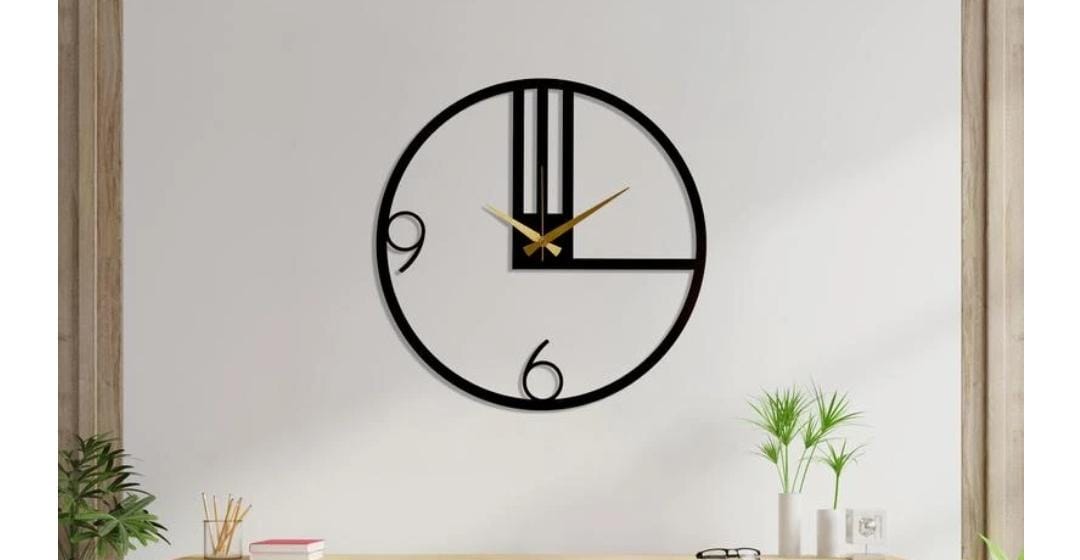 Special Designer Wall Clock OUCH CART