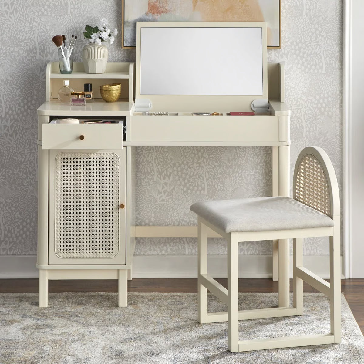 Bayview Makeup Vanity Table with Stool – Elegant Bedroom Dressing Desk