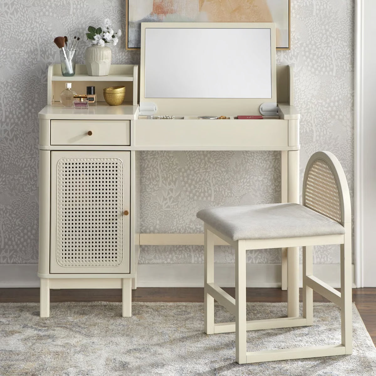 Bayview Makeup Vanity Table with Stool – Elegant Bedroom Dressing Desk