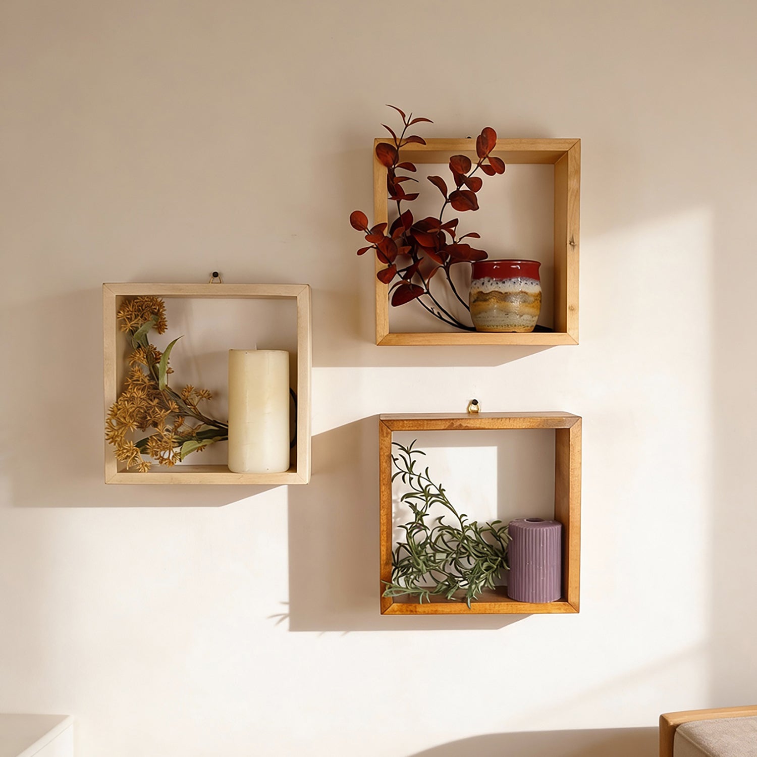 EDWARD III Rectangular Shaped Set of 3 Wooden Wall Shelves