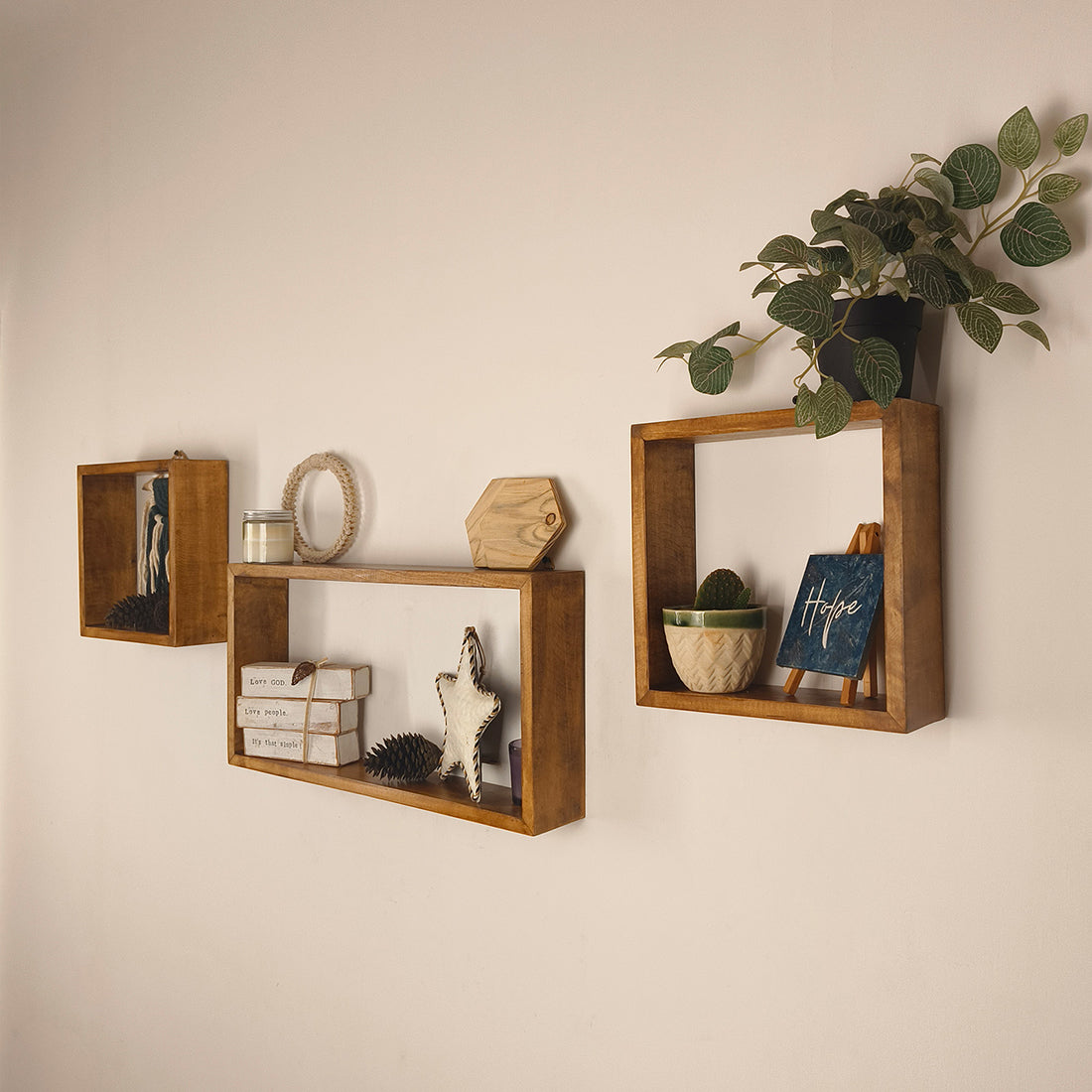 GEORGE III Rectangular Shaped Set of 3 Wooden Wall Shelves