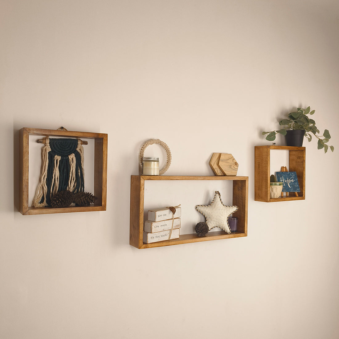 GEORGE III Rectangular Shaped Set of 3 Wooden Wall Shelves