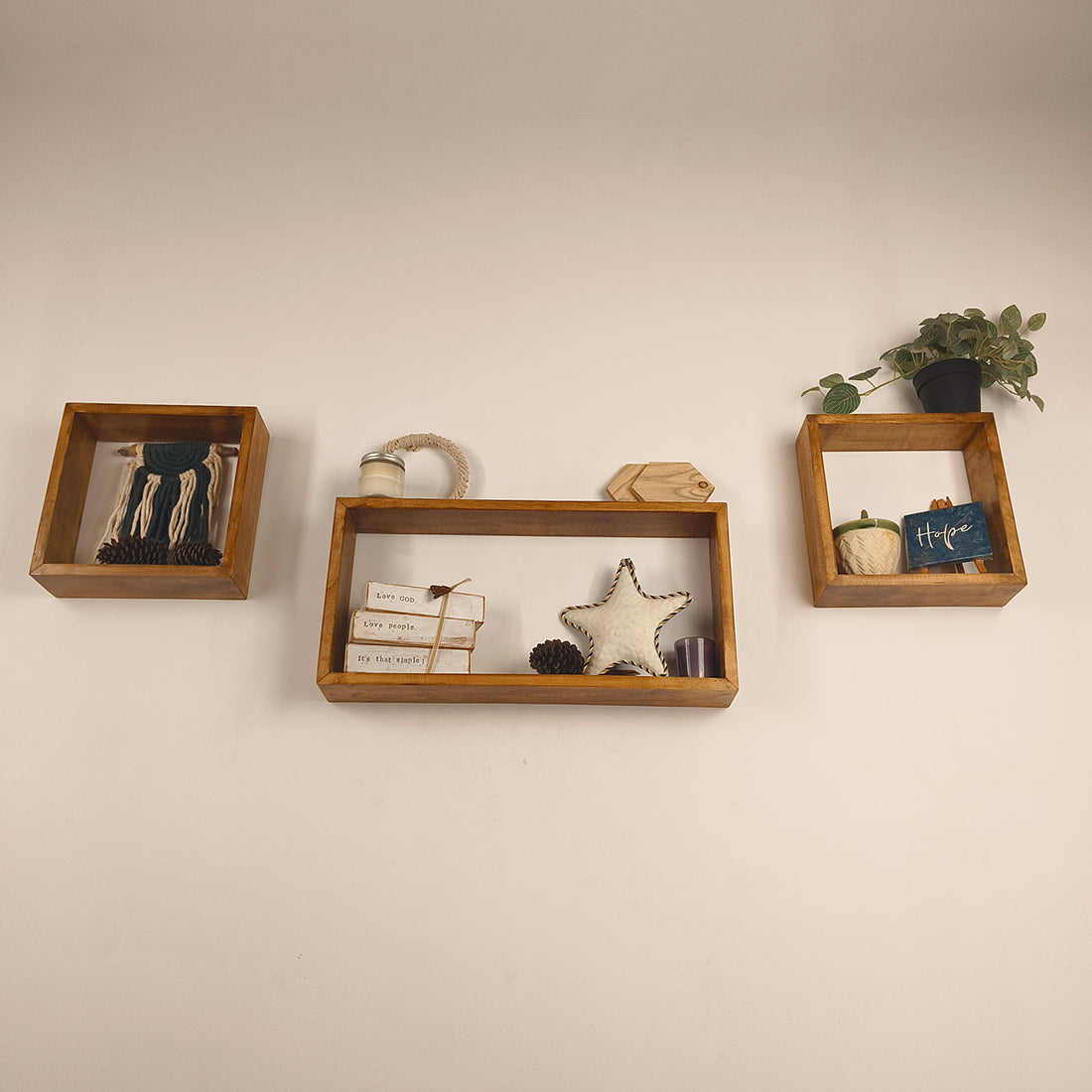 GEORGE III Rectangular Shaped Set of 3 Wooden Wall Shelves