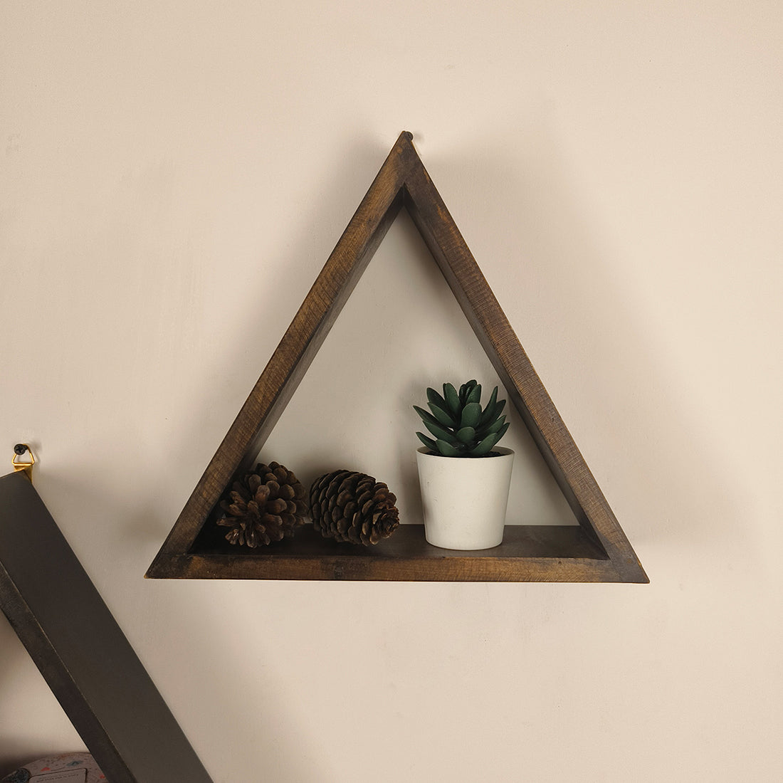 HENRY III Triangular Set of 3 Wooden Wall Shelves