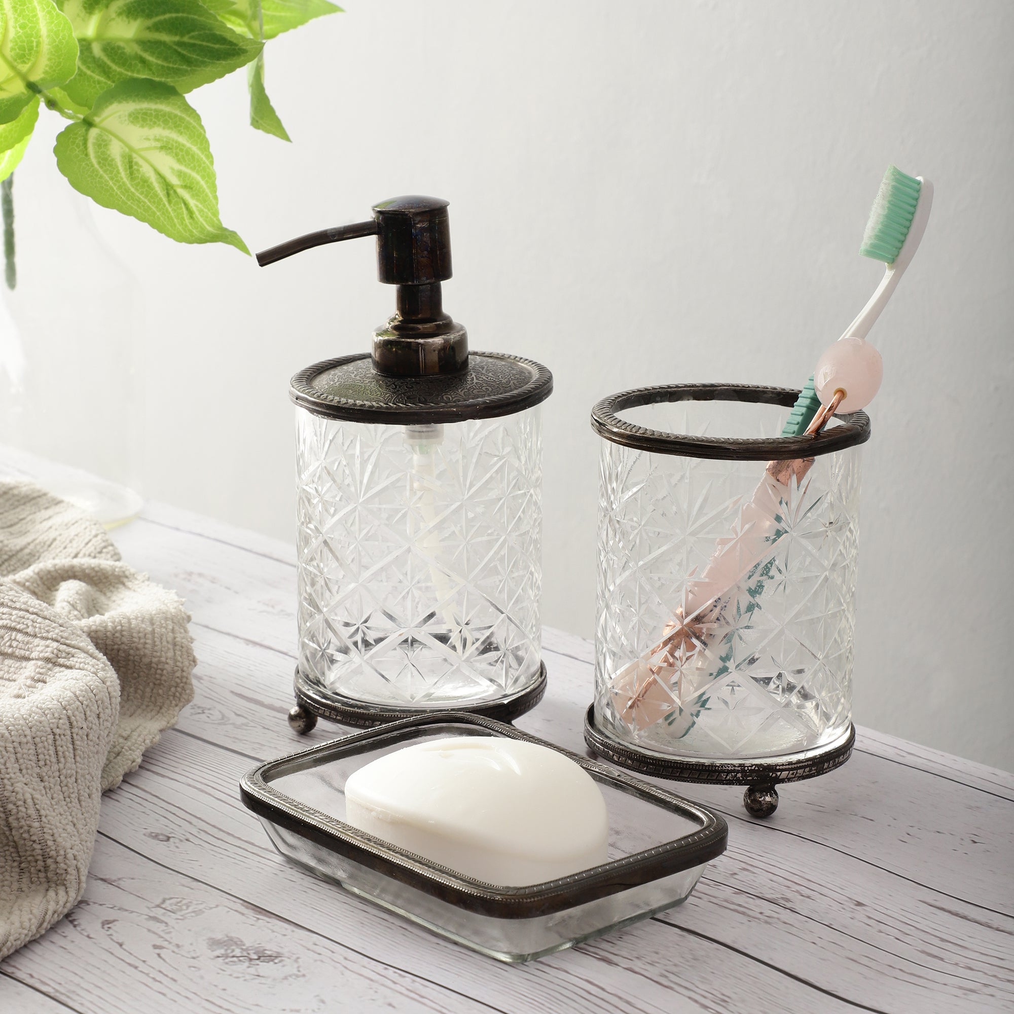 Blake Crystal Cut Bathroom set in Black