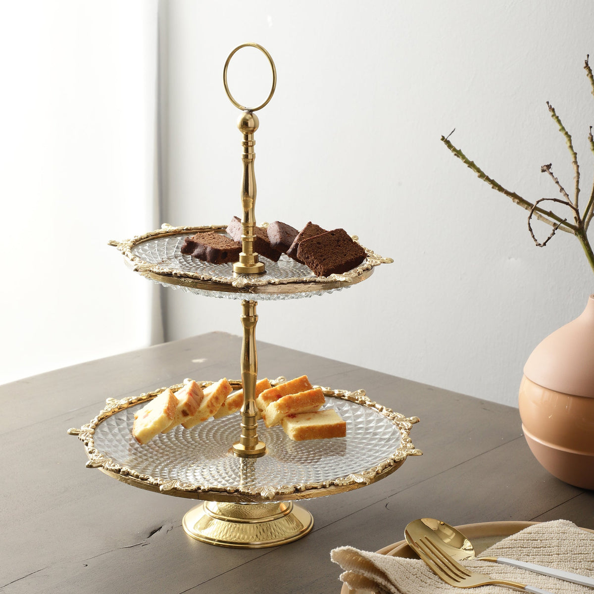 Spearhead Crystal Cake Stand in Gold M.M.I. OVERSEAS