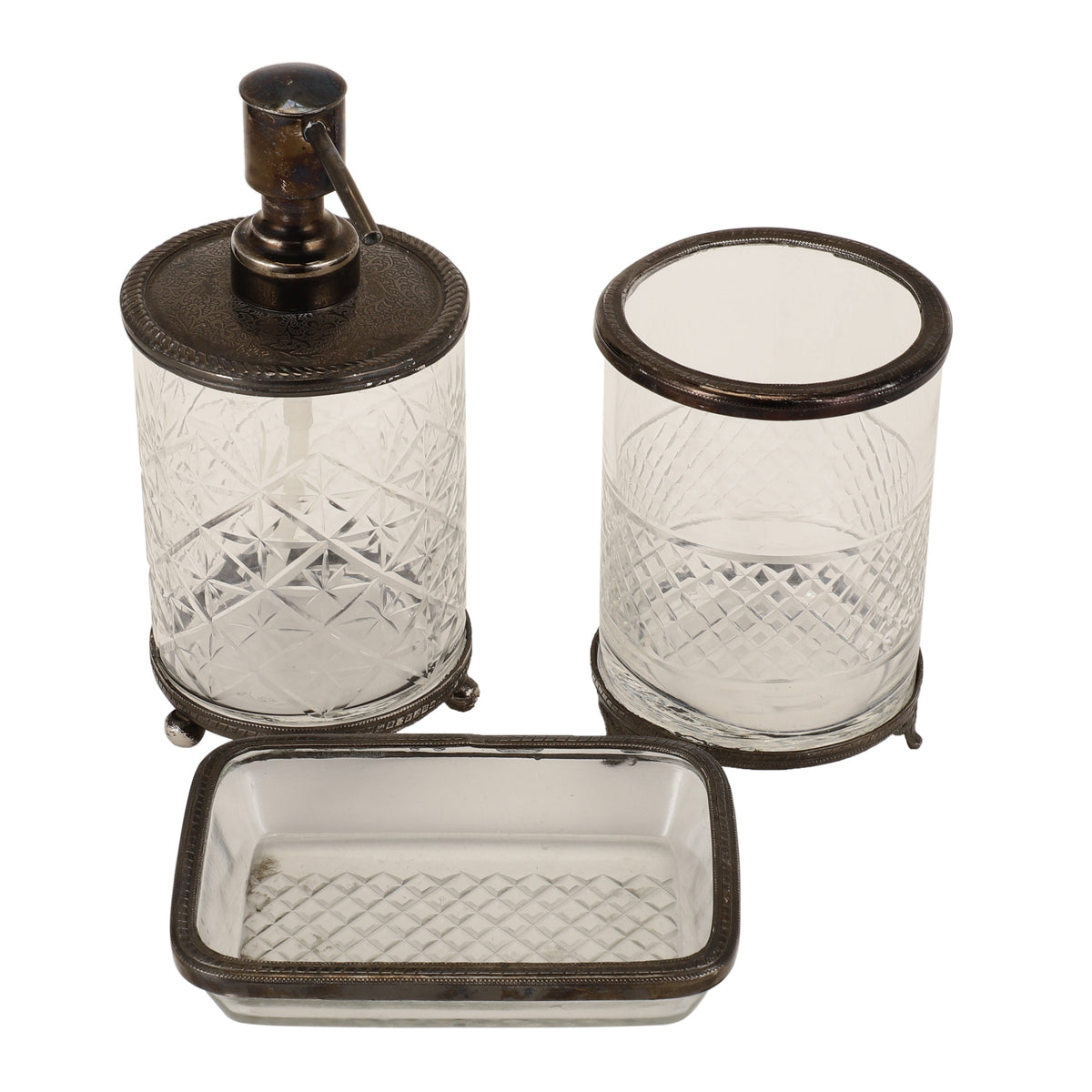 Blake Crystal Cut Bathroom set in Black M.M.I. OVERSEAS