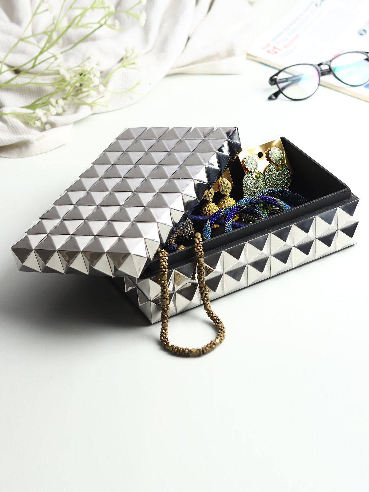 Imperium Prism Box Silver M.M.I. OVERSEAS