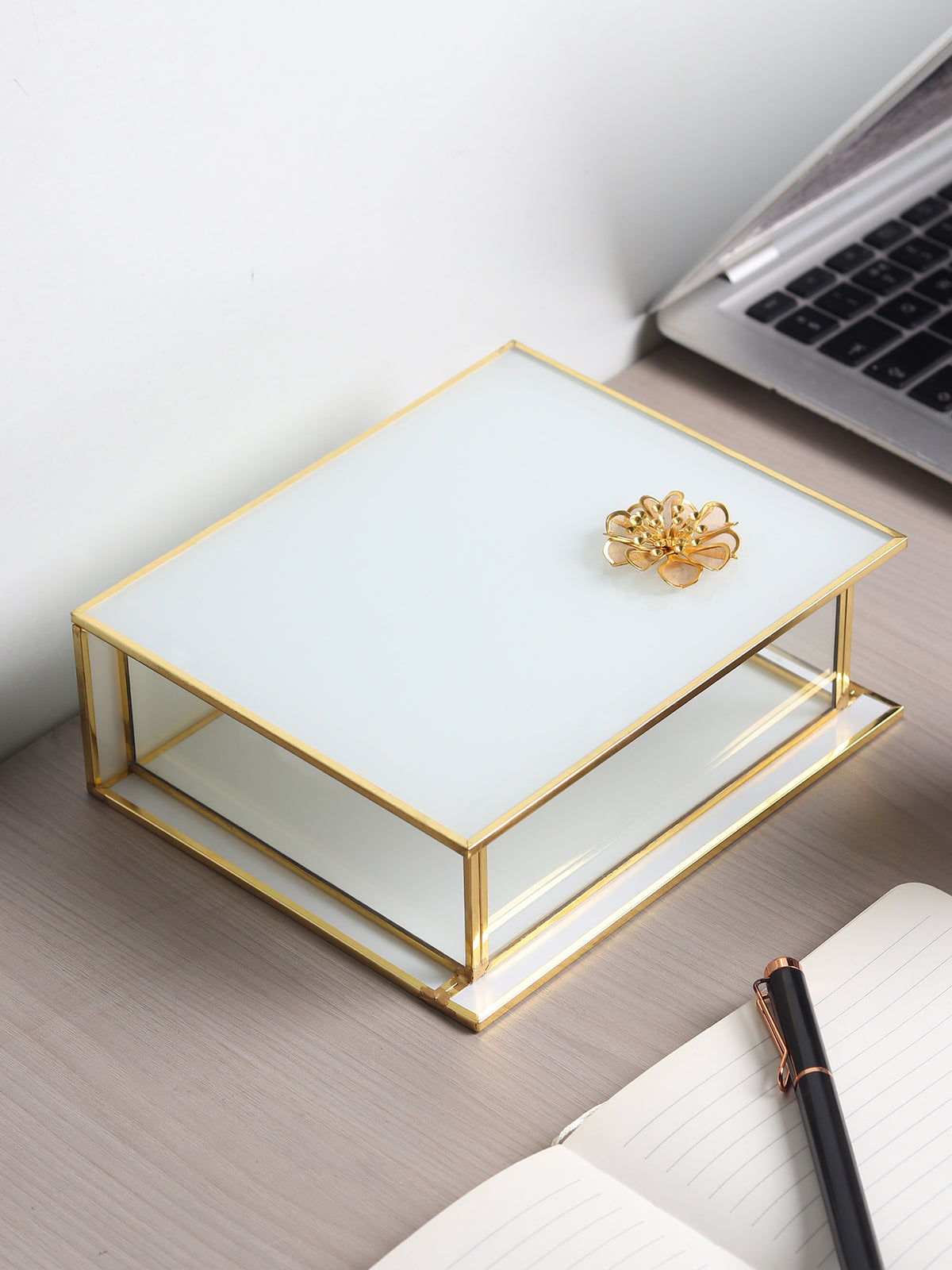 Livia's Flower Box Medium