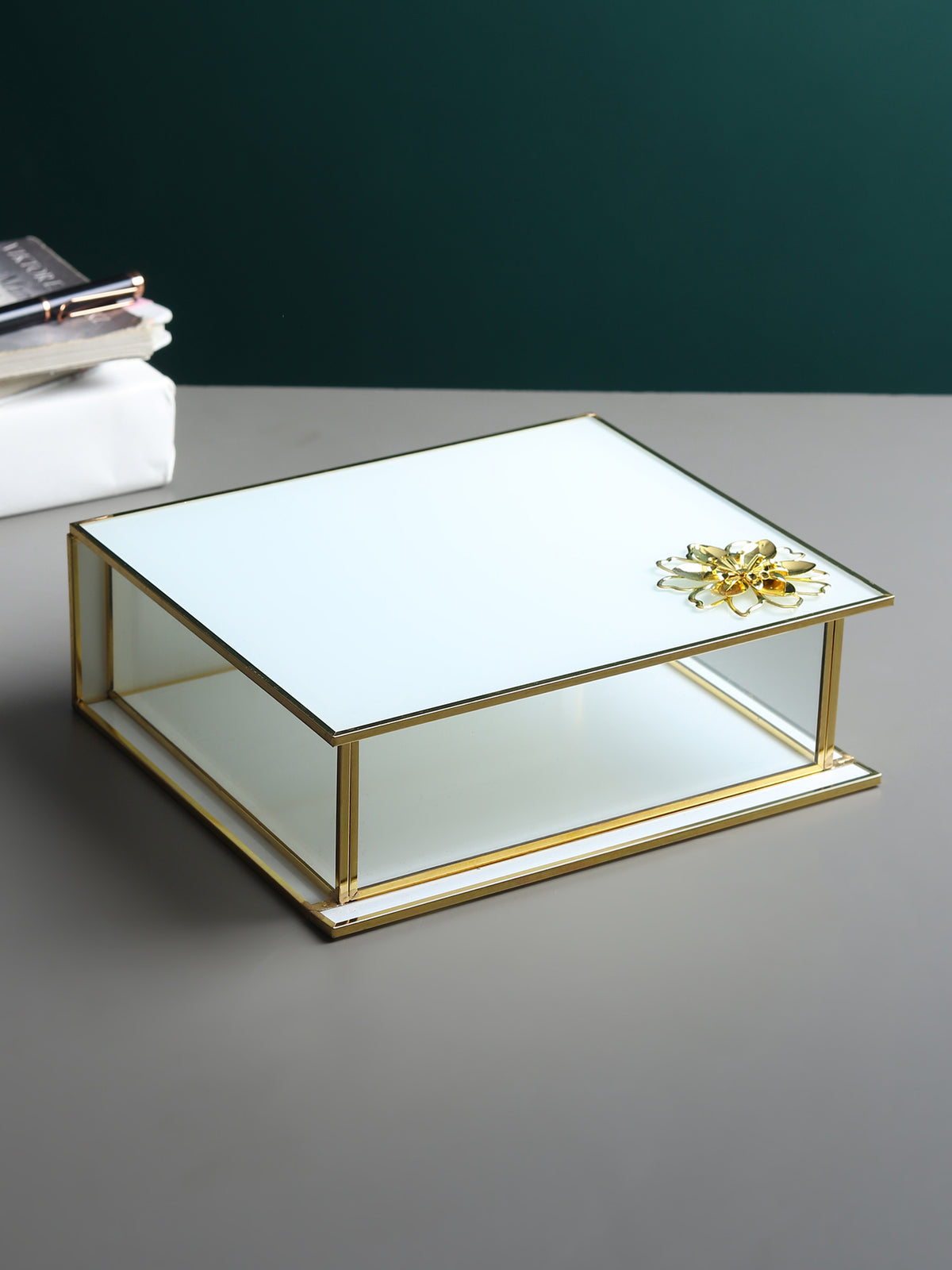 Livia's Flower Box Large