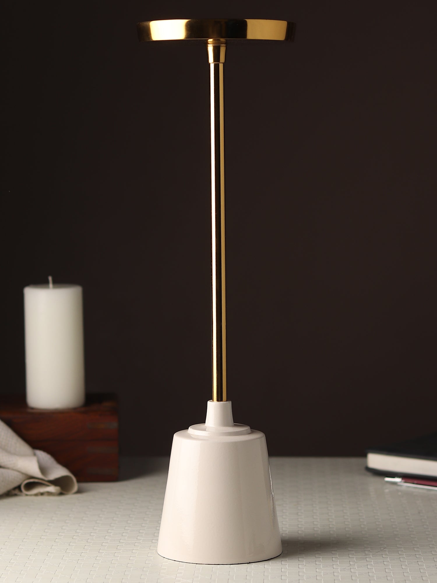 Altura Grande Gold Candle holder Tall