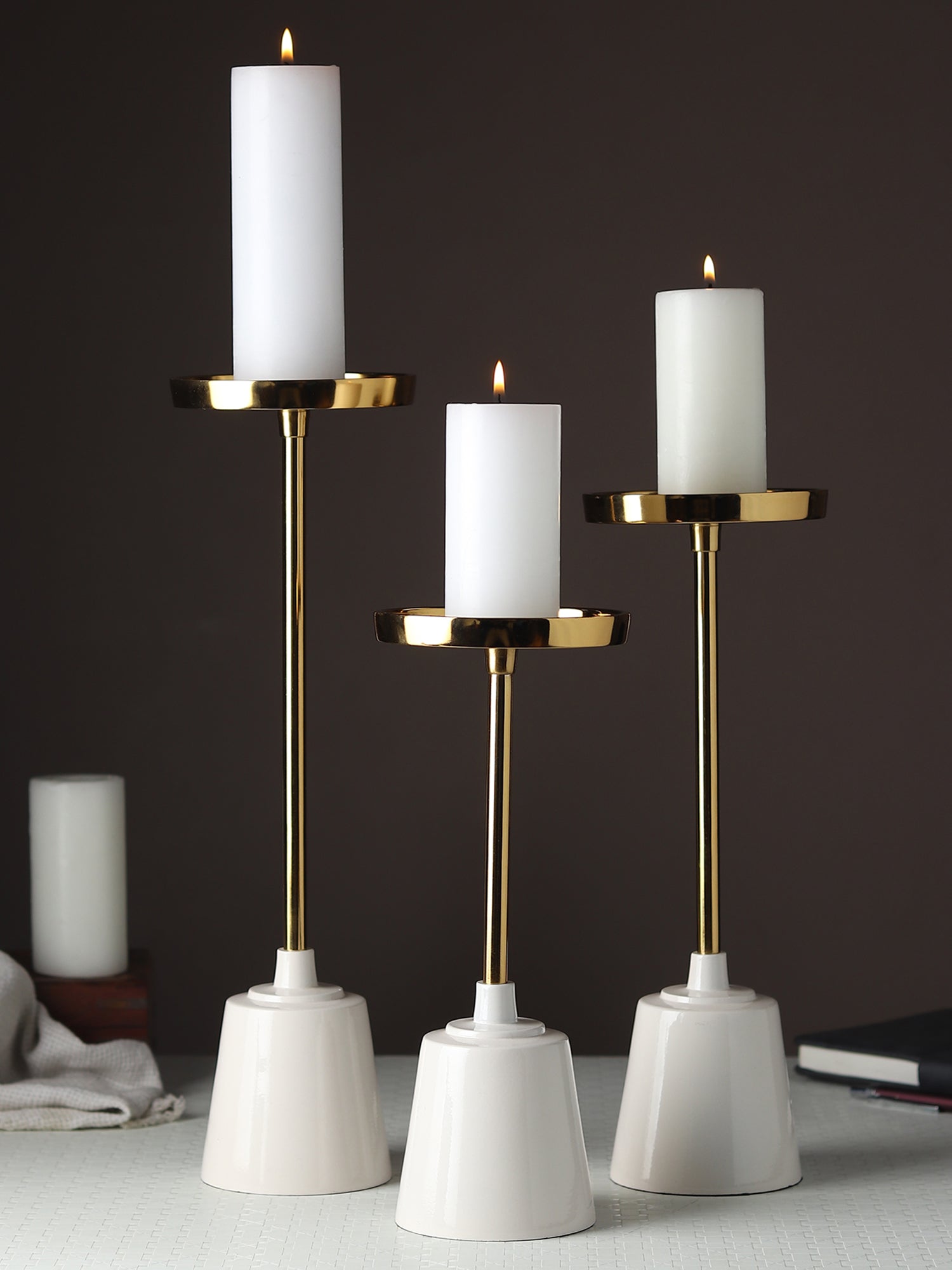 Altura Grande Gold Candle holder Tall
