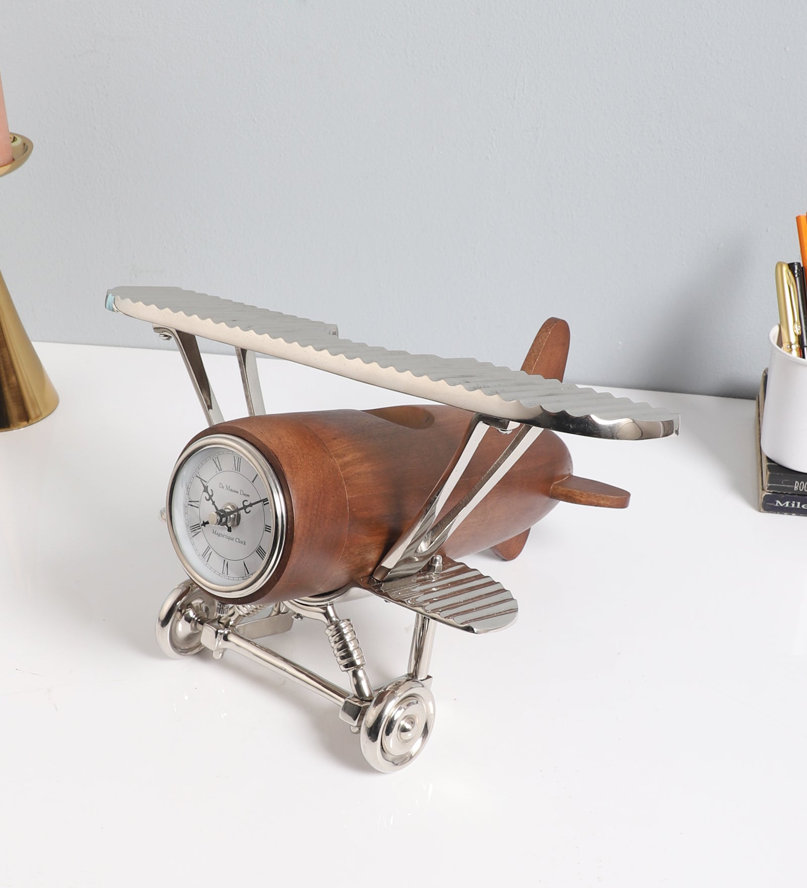 Meridian’s Sentinel table clock