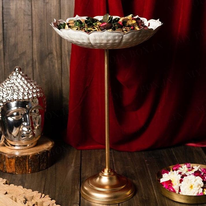 white sat of 3 urli - Ouch Cart