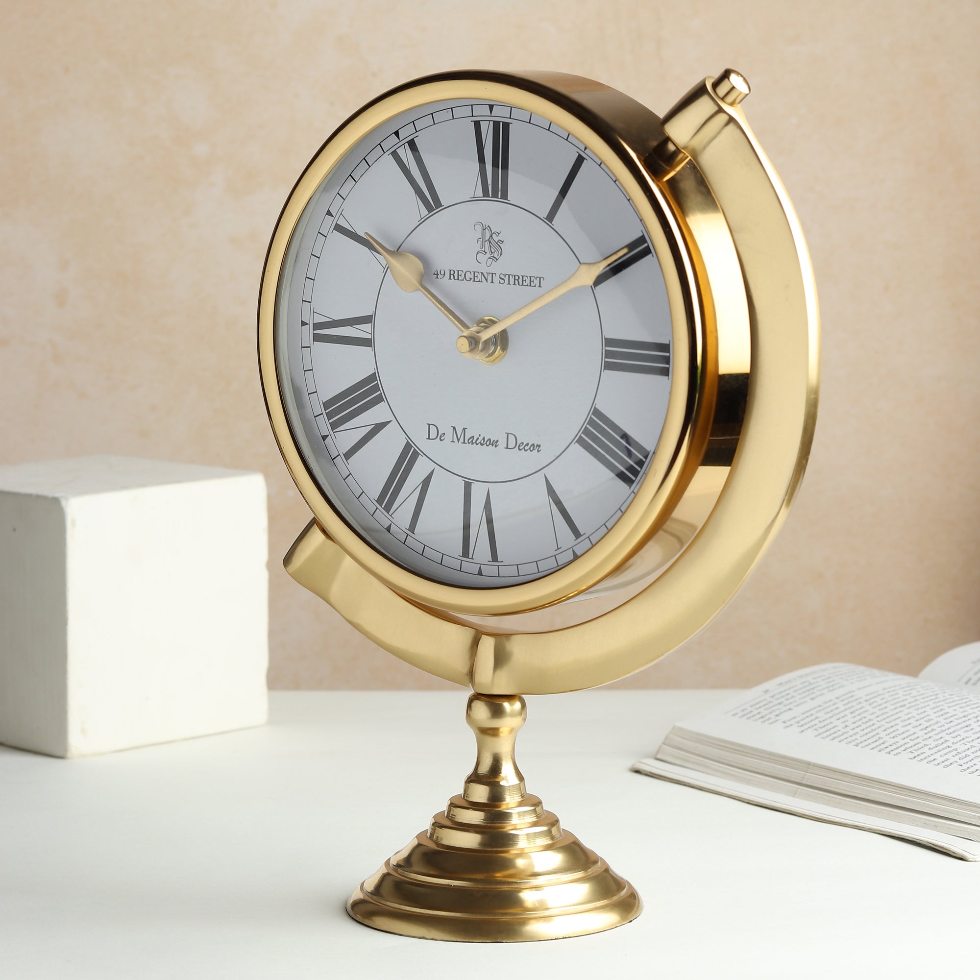 Veloria Desk Clock