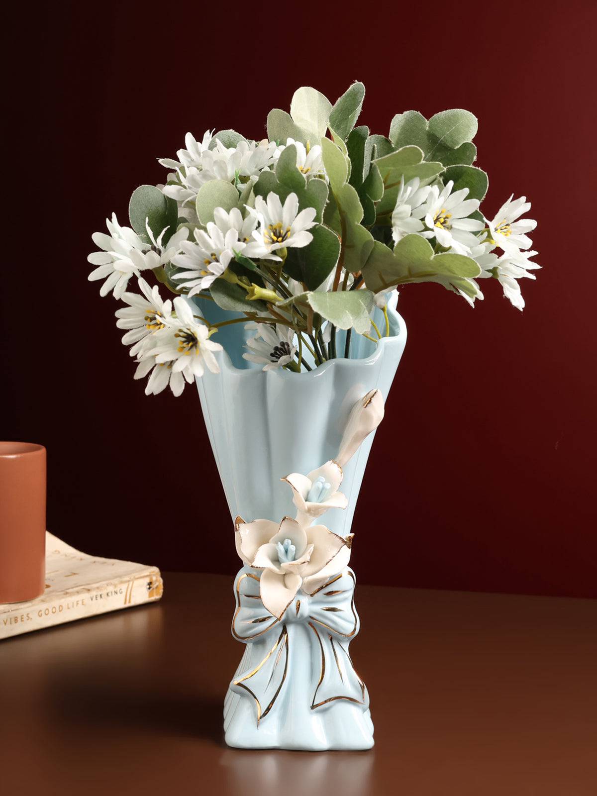 Isolde Fleur Big Blue Porcelain Vase - Ouchcart