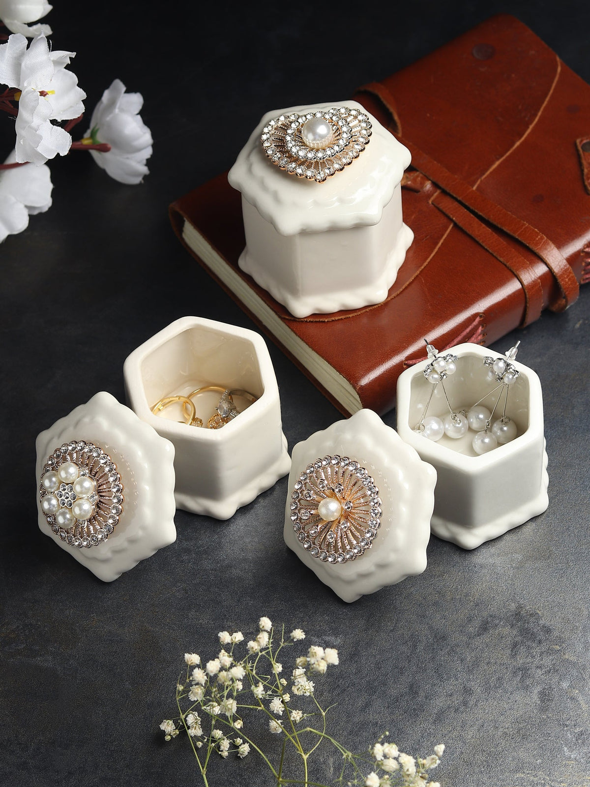 Medallion Porcelain Box Set M.M.I. OVERSEAS