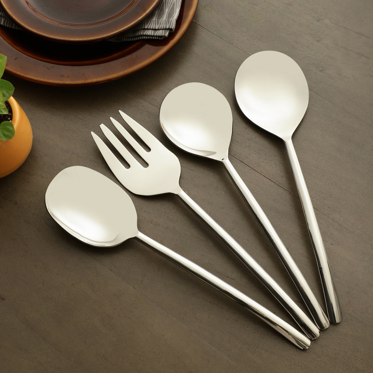 Ava Luxe Serving Set M.M.I. OVERSEAS