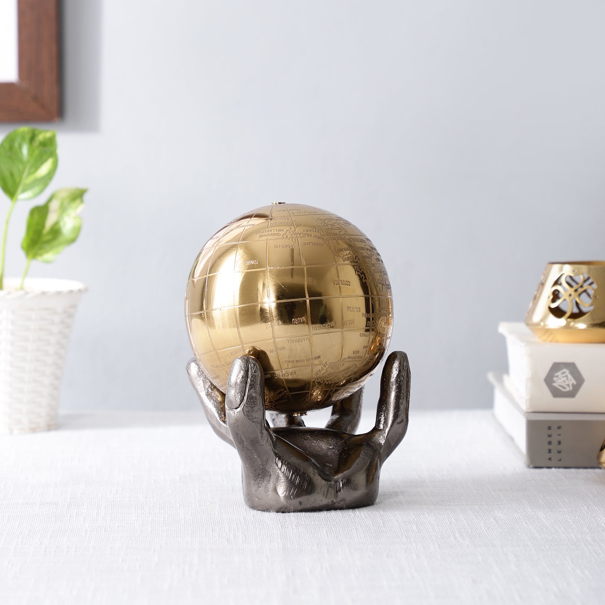 Celestial Grip Art Deco Globe M.M.I. OVERSEAS