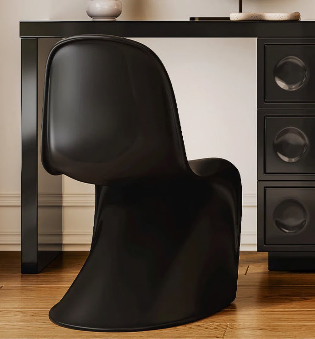 Black Dresser with Contemporary Design – Premium Bedroom Furniture