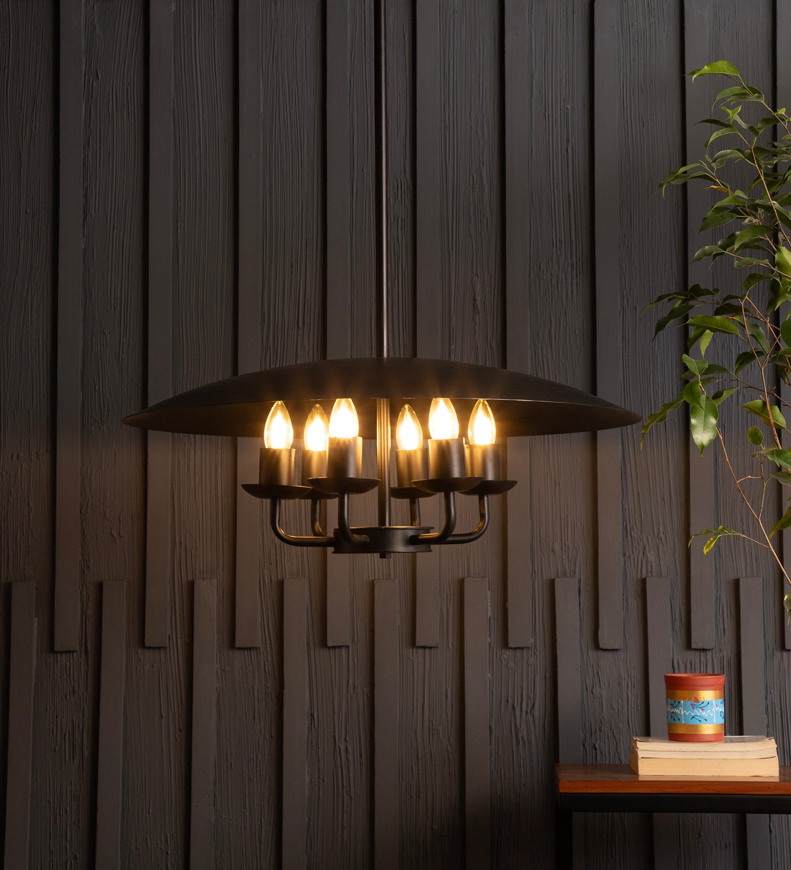 Pelican 6 Lt Chandelier By Shoppeefry