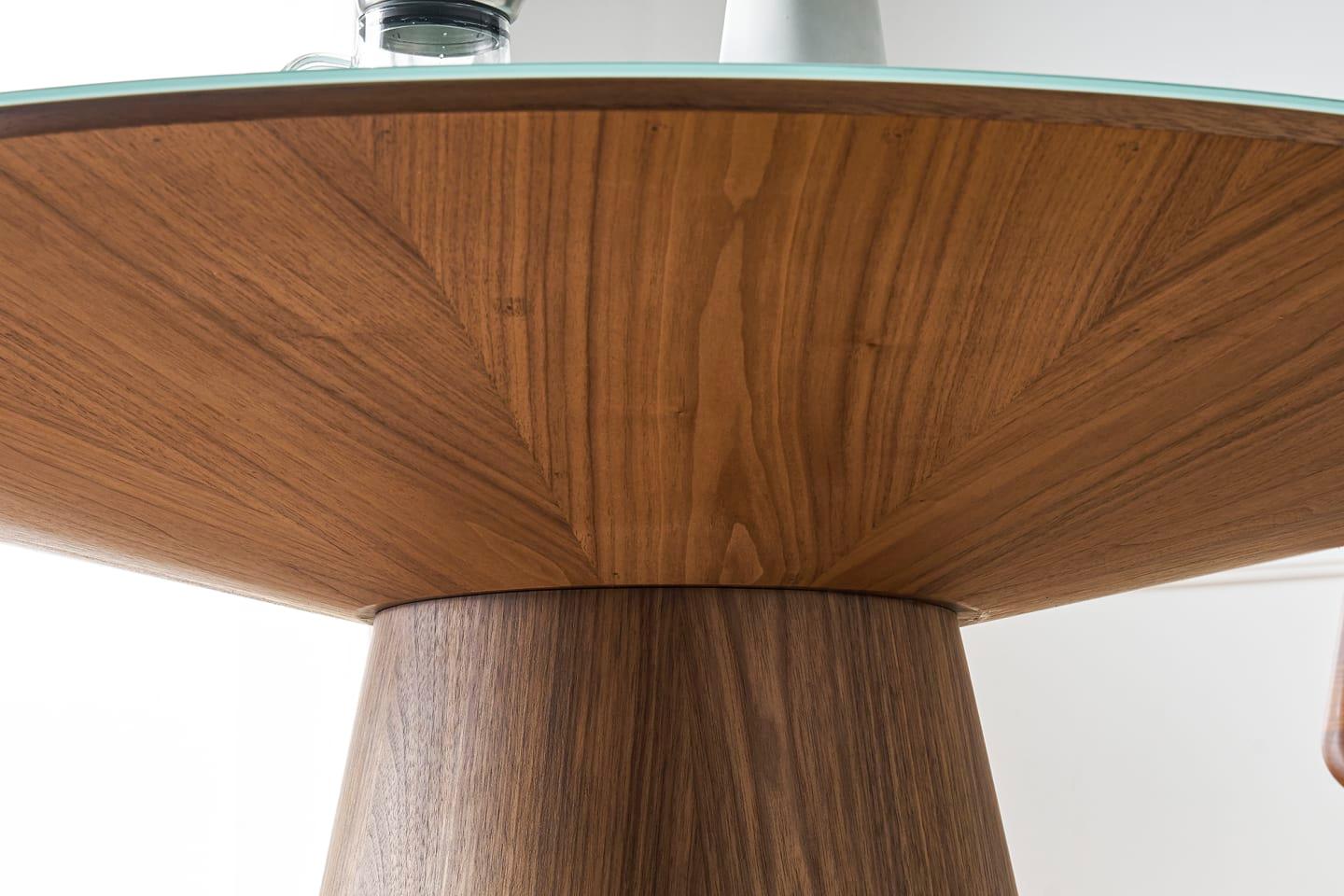 Theo Round Dining Table - Ouch Cart