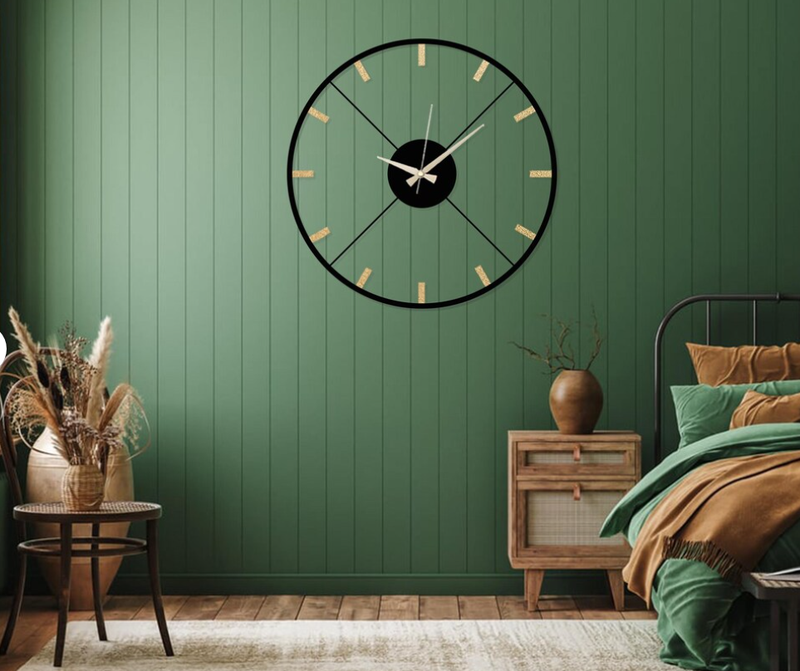 lines and strips black and gold wallclock