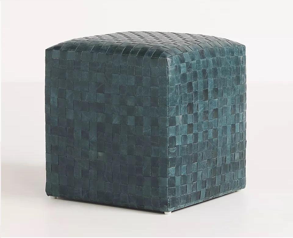 Quasar ottoman