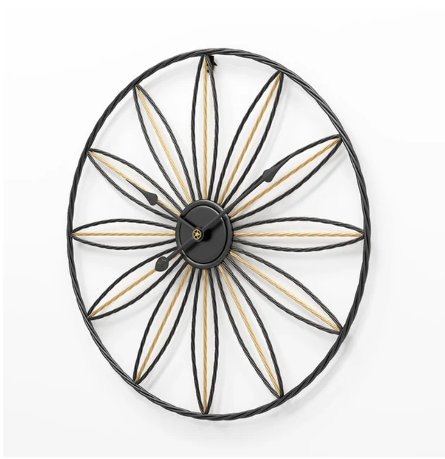 twele leaf gold and black wallclock