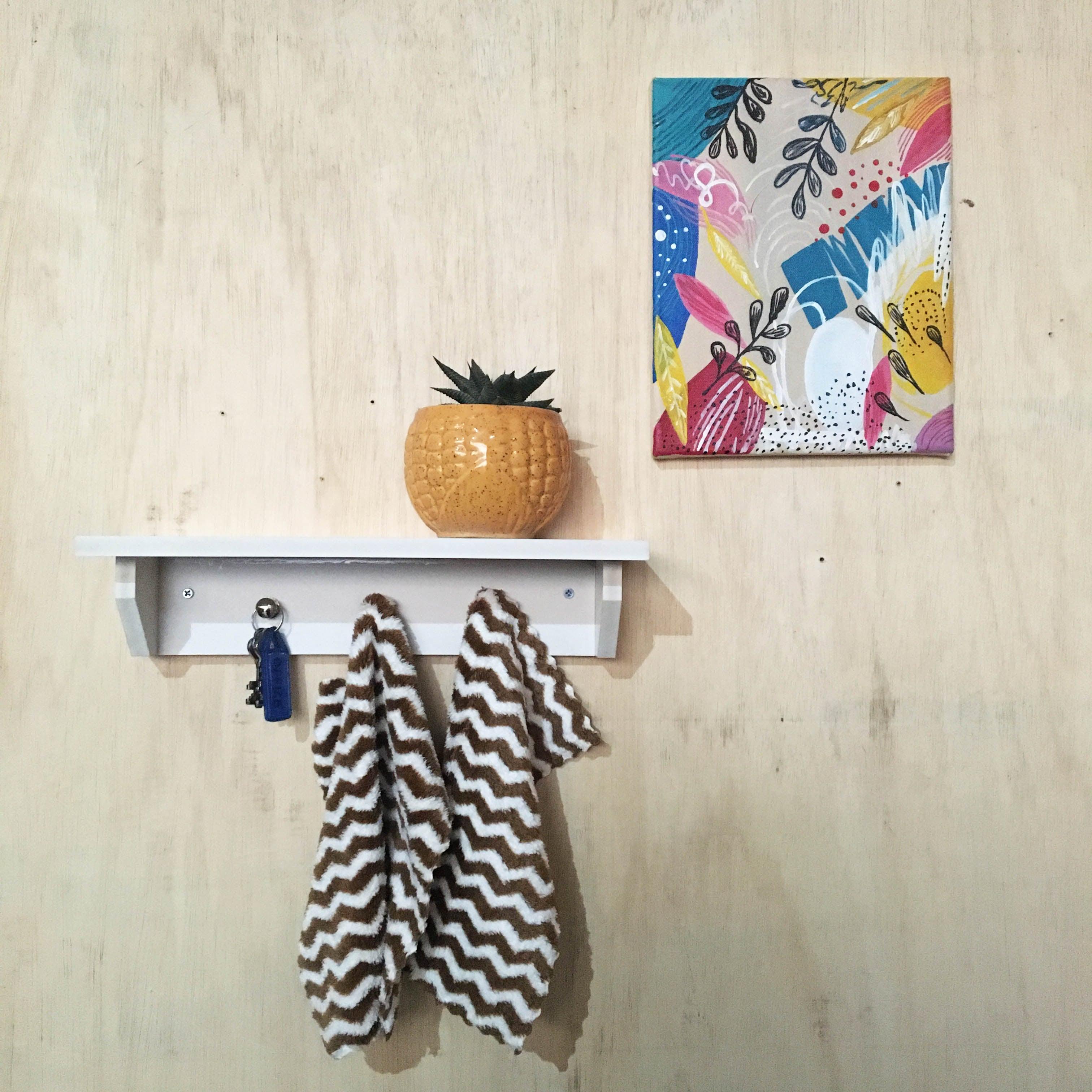 White PVC Steel knobs Utility Shelf For Hallway / Entryway By Miza - Ouch Cart