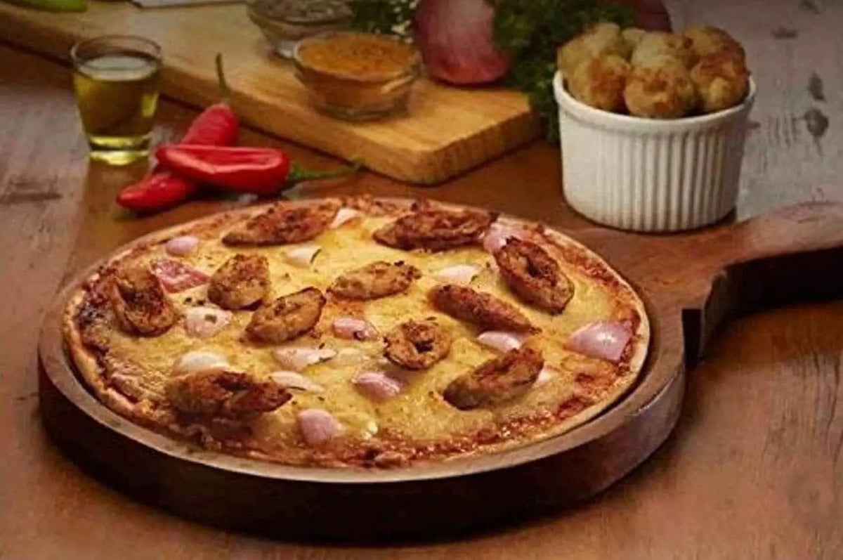 WOODEN PIZZA SERVING PLATTER CUM CHOPPING BOARD II FOOD GRADE - Ouch Cart