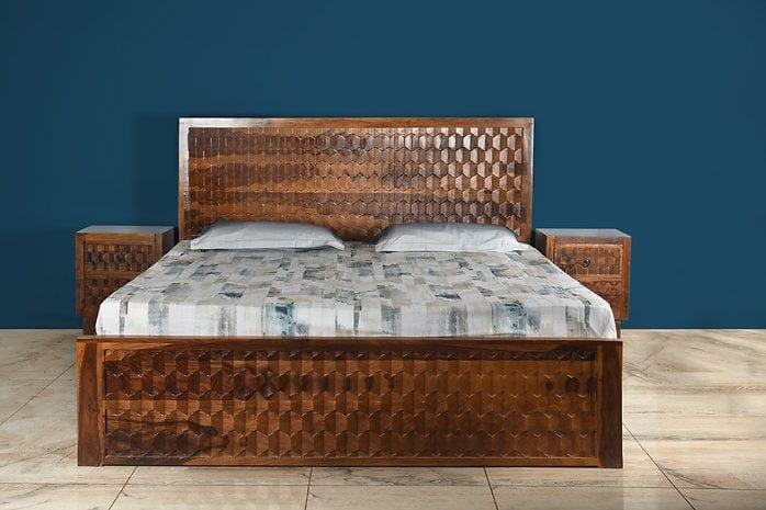 Sheesham Wood Kaalki King Bed - Ouch Cart